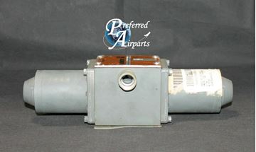 Picture of New Old Stock Rexroth Directional Control Valve Linear p/n 4WE10H11/LG12N/5