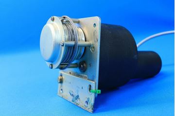 Picture of Used S-Tec Corporation AutoPilot Roll Servo Assembly P/N 0106-5-Y12 (17909)
