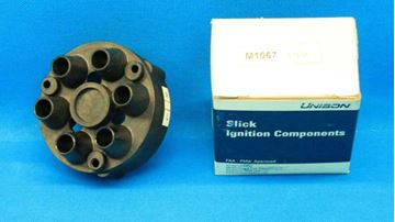 Picture of New Surplus Unison Slick Ignition Distributor Block P/N: M1067 (20664)