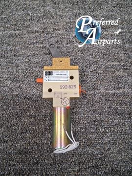Picture of New Aerospace Systems and Components Piper Aircraft Shut-Off Valve, p/n 592-629