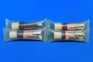 Picture of Lot of 4 Champion Spark Plugs RHB29N (21867)