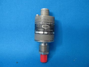 Picture of Used Consolidated Controls Aircraft Pressure Switch PN : 211C119-28 (16884)