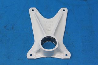 Picture of Serviceable Piper Aft Trunnion Fitting Assembly Left-Hand. P/N: 67042-04 (27330)
