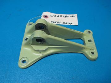 Picture of Cessna Right Gear Brace Support P/N: 0822180-4 , 0822180-6 (9571)
