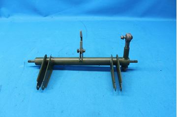 Picture of Cessna 402B Uplock Torque Tube P/N: 0813300-46 (27417)