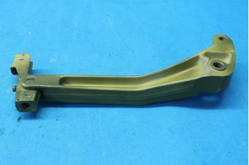 Picture of Cessna 402B Bellcrank P/N: 0841225-9 (27462)