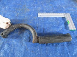 Picture of Piper Handle P/N: 21927-000 (2712)