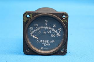 Picture of Beechcraft Air Temp. Gauge P/N: 22-295-02A (26036)