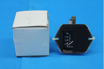 Picture of Rochester Fuel Quantity Gage P/N: 77985-003 (28483)