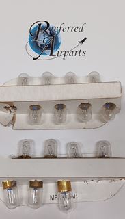 Picture of Lot of 15 General Electric Aircraft Bulbs, p/n GE1816