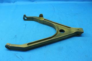 Picture of Used Cessna 402B Nose Gear Truss Drag Brace P/N: 0842122-1 (26997)