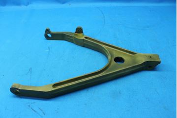 Picture of Used Cessna 402B Nose Gear Truss Drag Brace P/N: 0842122-1 (26997)