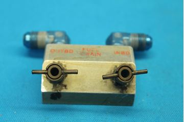 Picture of Used Piper PA23-250 Aztec Right Fuel Drain Valve p/n 30862-001 (25642)