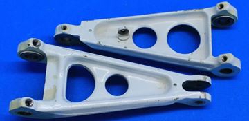 Picture of Lot of 2 Beech A36TC Main Gear Torque Knees 36-810015-3 & 36-810016-5 (20191)