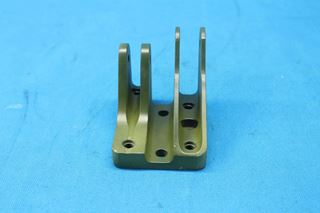 Picture of Used Aerostar 601P Left Main Landing Gear Fitting Assy p/n 400078-001 (27432)