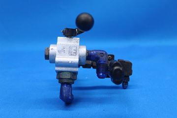 Picture of Used Scott Piper PA23-250 Aztec Parking Brake Valve Assembly p/n 492-031 (25745)