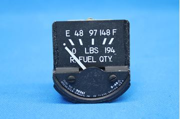 Picture of Used Rochester Mooney Aircraft Fuel Qty Cluster Gauge p/n 640281-127 (23871)