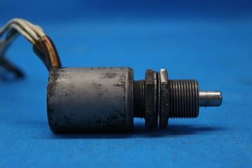Picture of Used Piper PA-31-350 Micro Switch Landing Gear Limit Switch p/n 762-393 (26977)