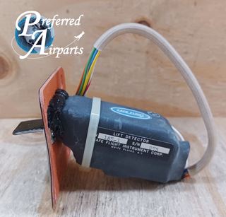 Picture of New Safe Flight Piper PA44 Seminole Aircraft Lift Detector, p/n 187-1, 548-535