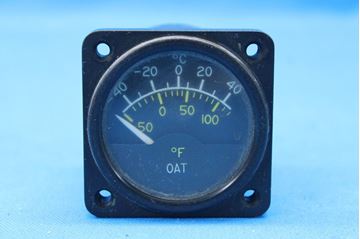 Picture of Used Cessna Outside Air Temperature Indicator p/n C668520-0104 (23817)